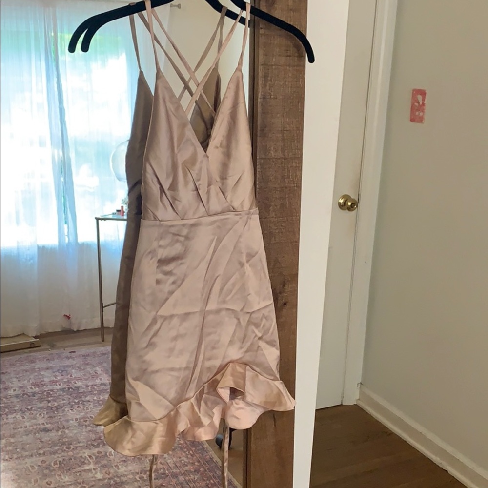 NWOT NEVER WORN Oh Polly Rose Gold Dress
